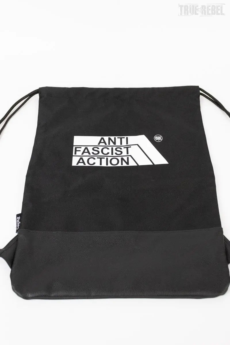 Schwarzer Turnbeutel AFA Gymbag 2.0 mit klassischem Anti Facist Action-Logo von True Rebel