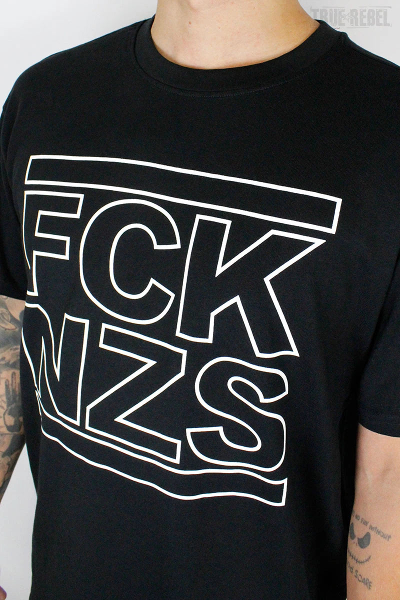 Schwarzes Shirt FCK NZS T-Shirt Outline Black von True Rebel