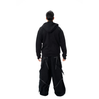 Schwarze Kapuzenpullover VALEN HOOD mit großen Taschen an der Brust von Poizen Industries