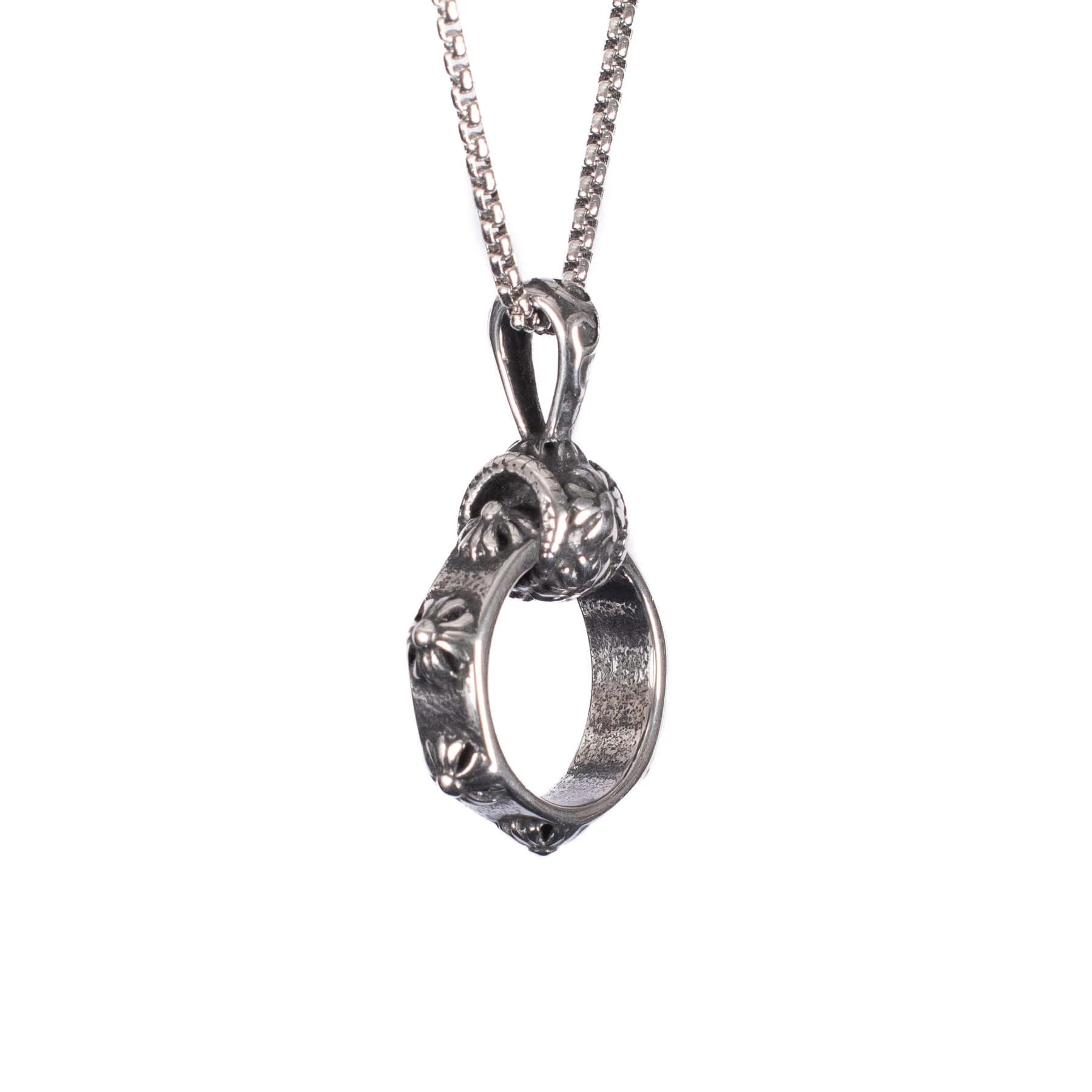 Silberne Kette VEYRA PENDANT mit Ringdesign von Poizen Industries