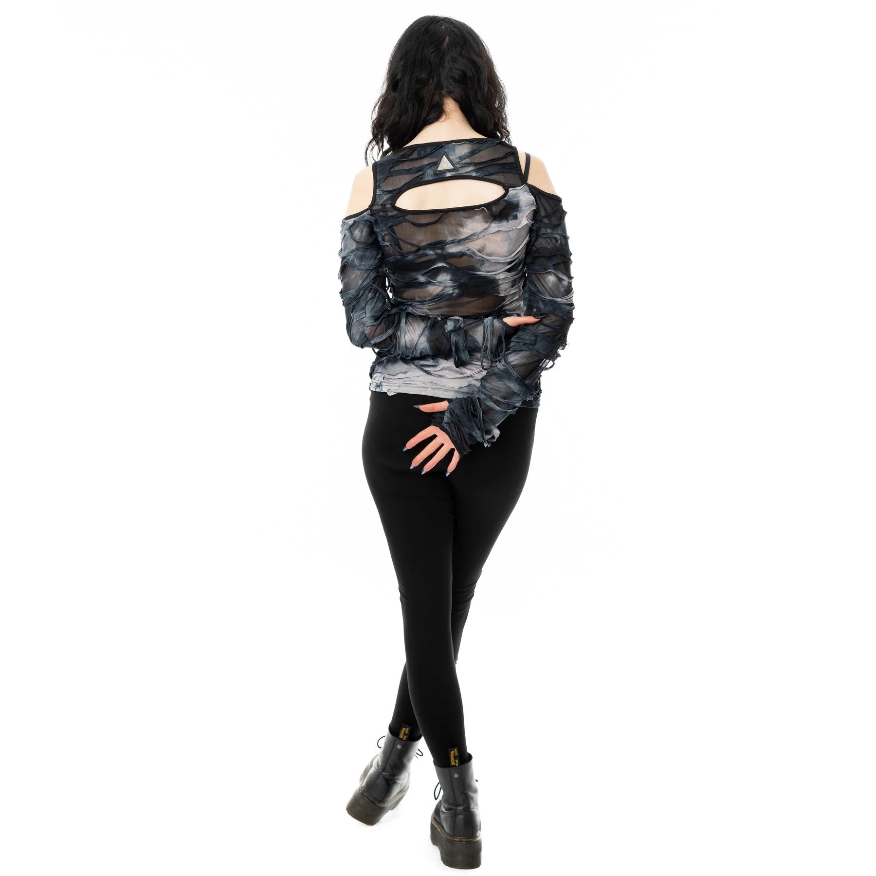 Graues Oberteil VIOLA TOP im destroyed Look und mit Meshelementen von Chemical Black