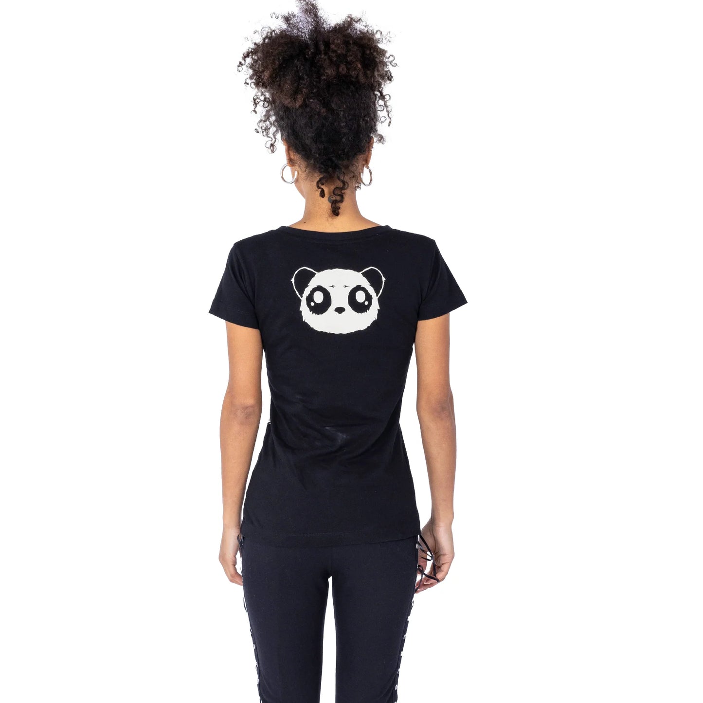 Rpckseite des schwarzen WE'RE ALL CUTE TSHIRT mit niedlichem Pandaprint von Killerpanda mit Logo