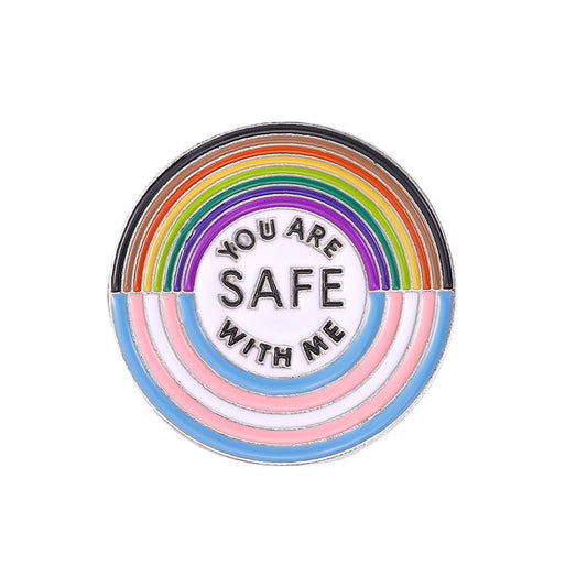 Kleiner Emaille-Anstecker YOU ARE SAFE WITH ME ENAMEL von Moon Attic