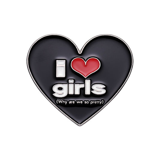 Kleiner, herzförmiger Emaille-Anstecker GIRLS ENAMEL PIN mit Aufschrift 'I &lt;3 GIRLS (WHY ARE WE SO PRETTY) von Moon Attic