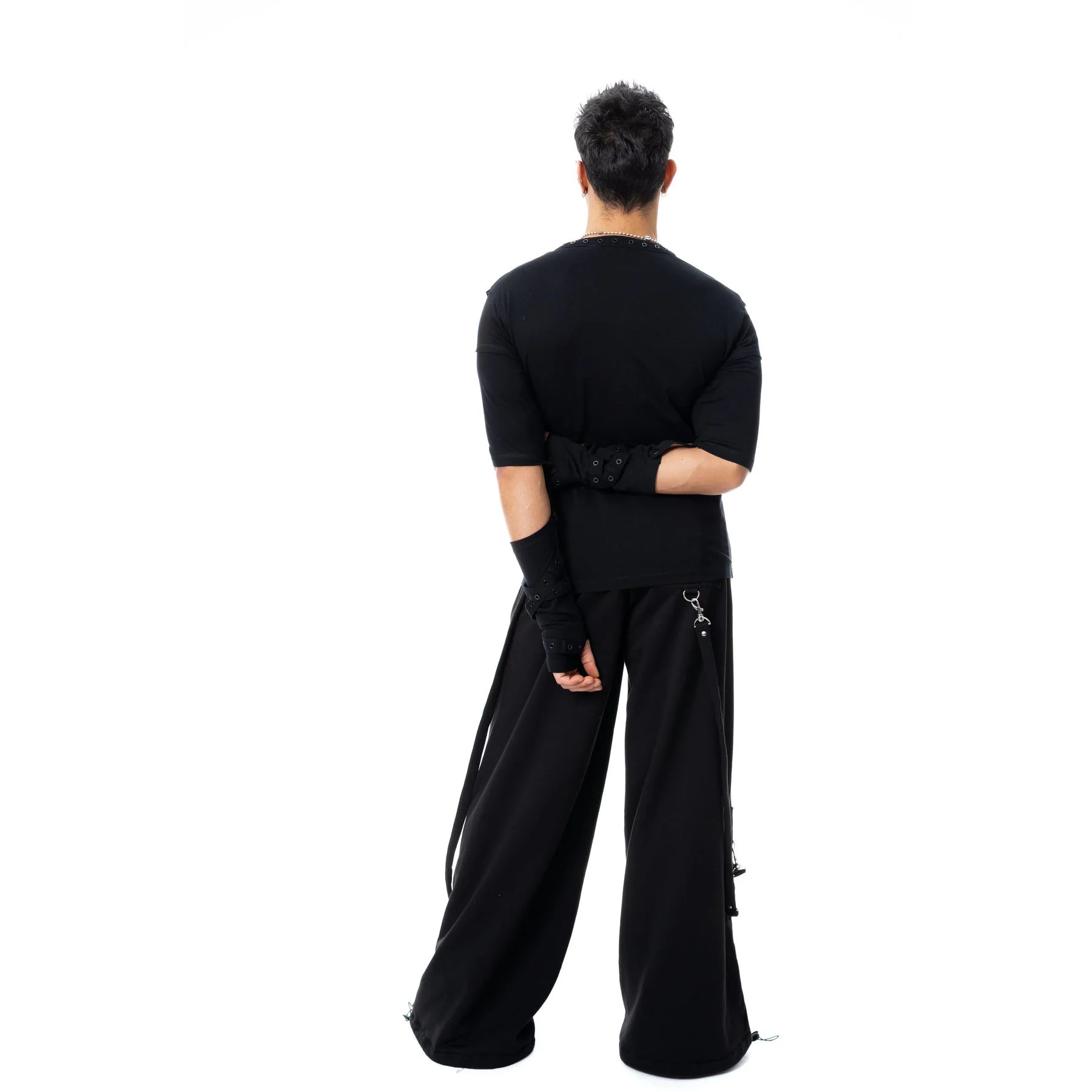 Schwarzes Oberteil ZEKE TOP mit Armstulpen von Heartless